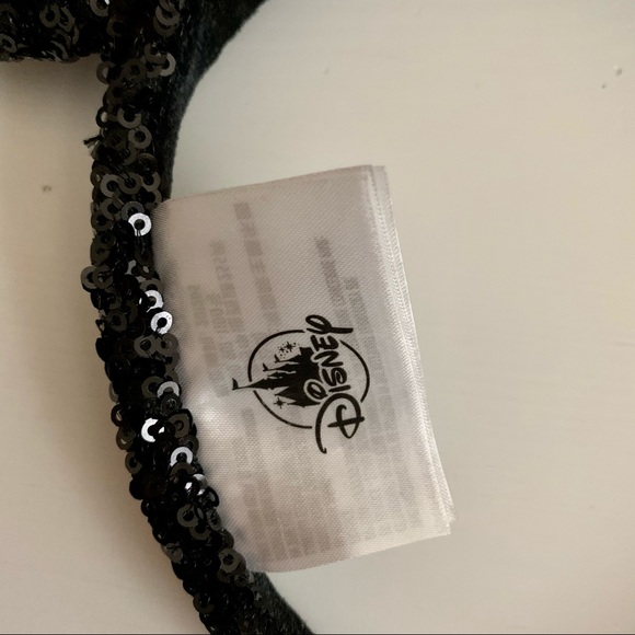 Disney Belle of the Bronze Minnie Ears - Picture 3 of 6